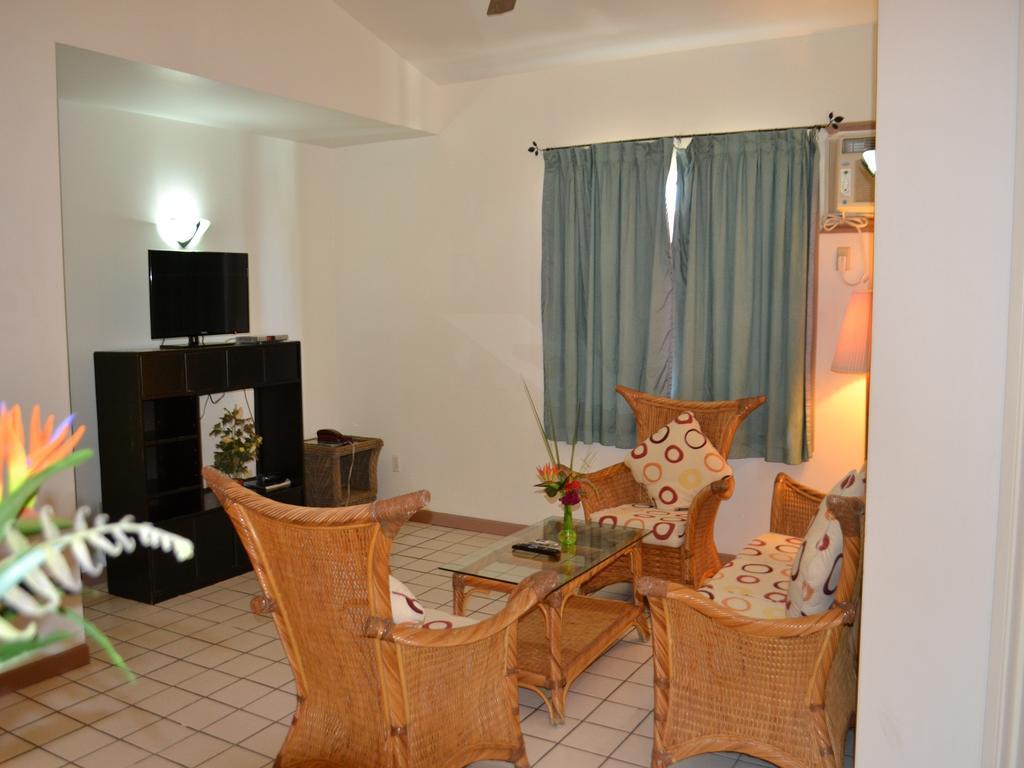 West Plaza Malakal Hotel Koror Kültér fotó