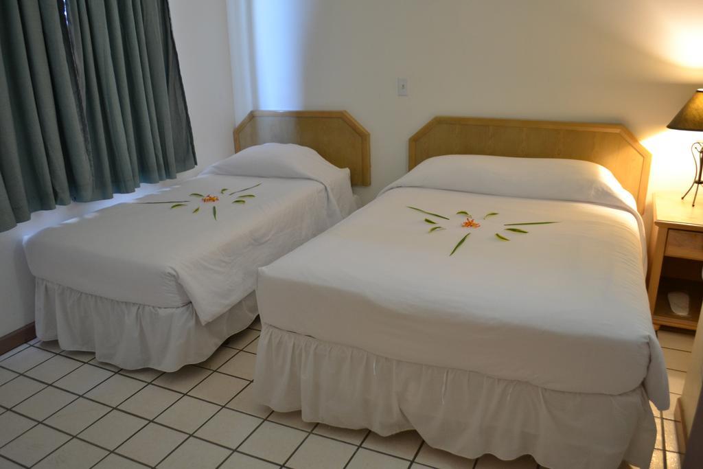 West Plaza Malakal Hotel Koror Kültér fotó