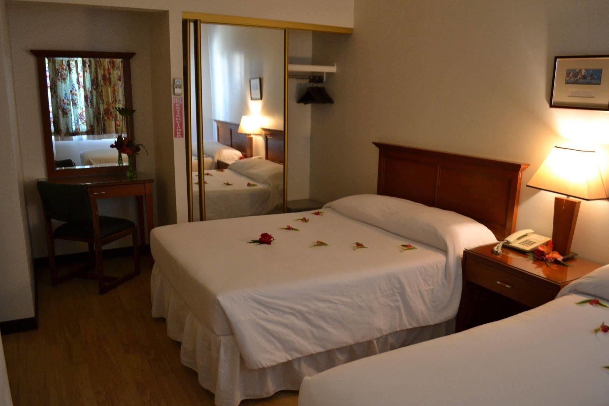 West Plaza Malakal Hotel Koror Kültér fotó